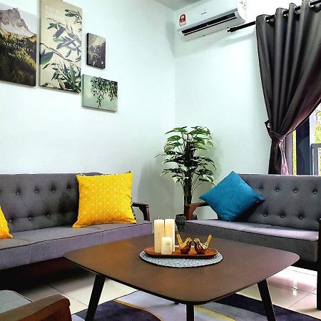 Alanis Residences Klia Kota Warisan Sepang By Dreamstay Esterno foto