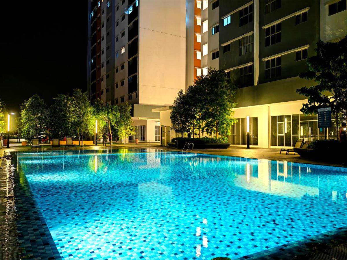 Alanis Residences Klia Kota Warisan Sepang By Dreamstay Esterno foto