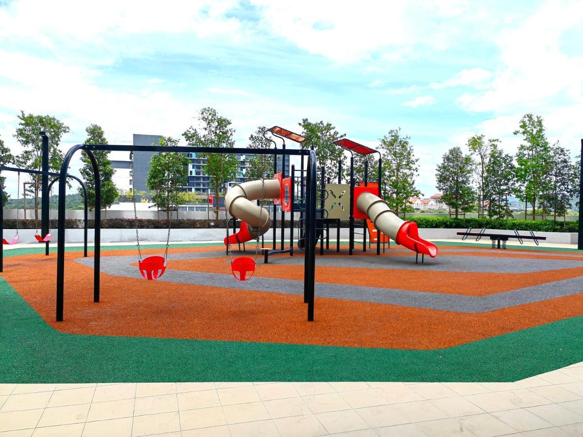 Alanis Residences Klia Kota Warisan Sepang By Dreamstay Esterno foto